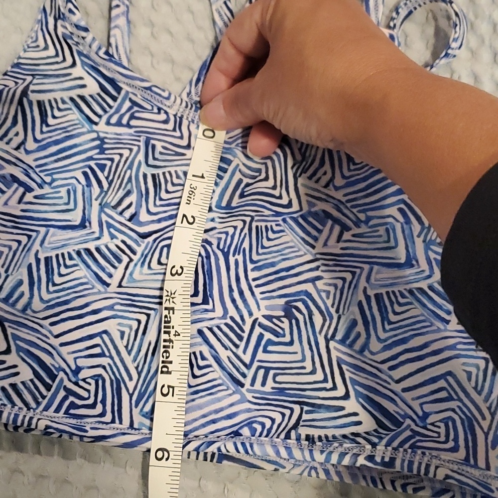Athleta reversible swim top (48) - Picture 4 of 4